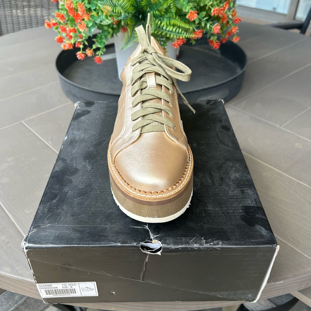 ShuShop Gold and  Olive/Tan Platform Lace-Up Sneaker